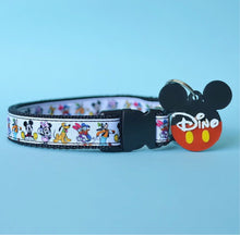 Cargar imagen en el visor de la galería, Collar Mickey Mouse &amp; Friends